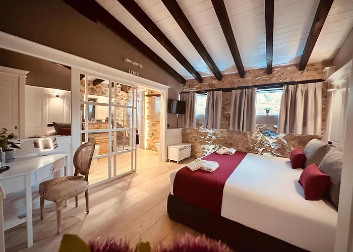 La Quinta Luxury Palace