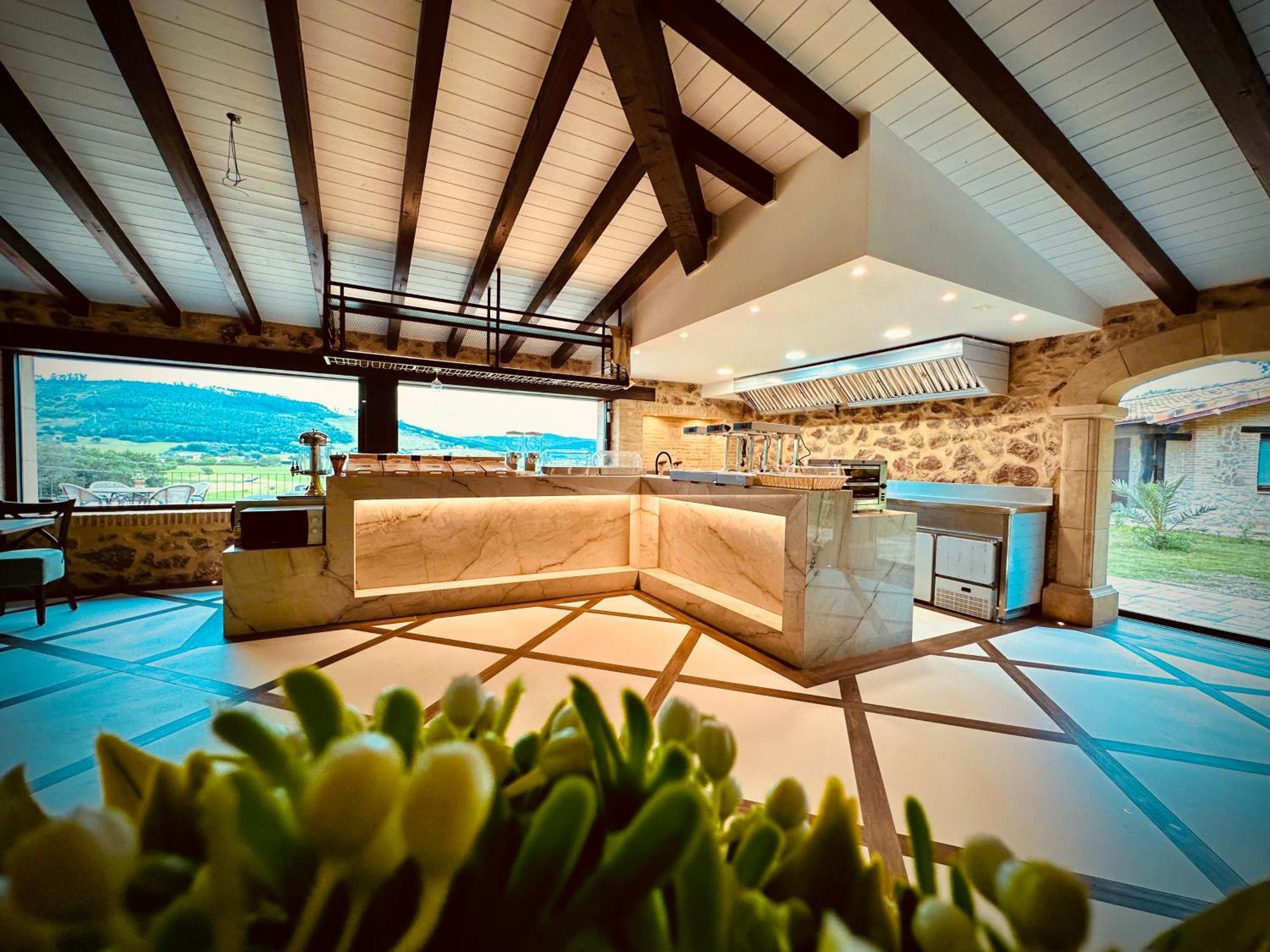 La Quinta Luxury Palace Country house