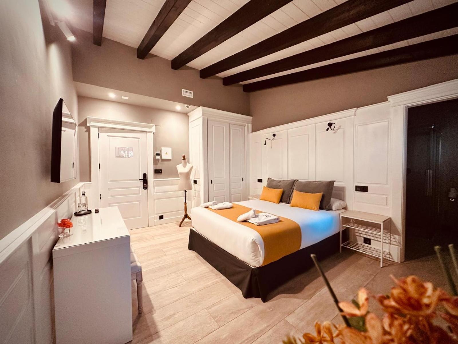 La Quinta Luxury Palace